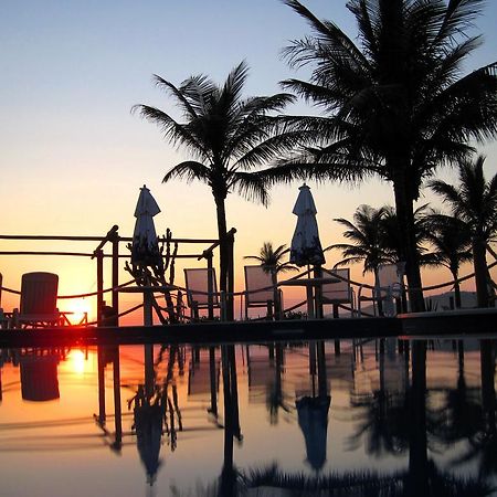 בומבינאס Hotel Atlantico מראה חיצוני תמונה