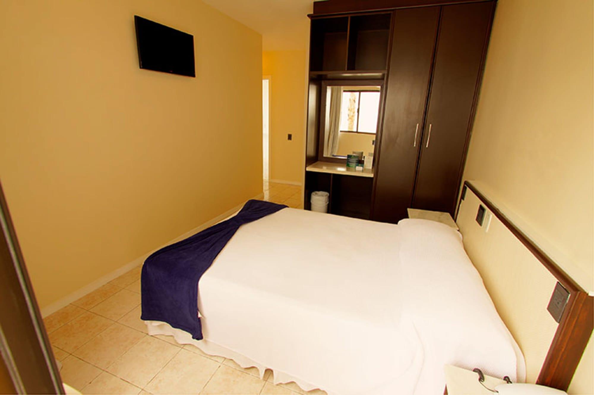 בומבינאס Hotel Atlantico מראה חיצוני תמונה
