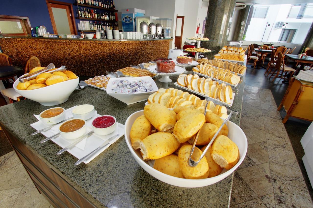 בומבינאס Hotel Atlantico מראה חיצוני תמונה
